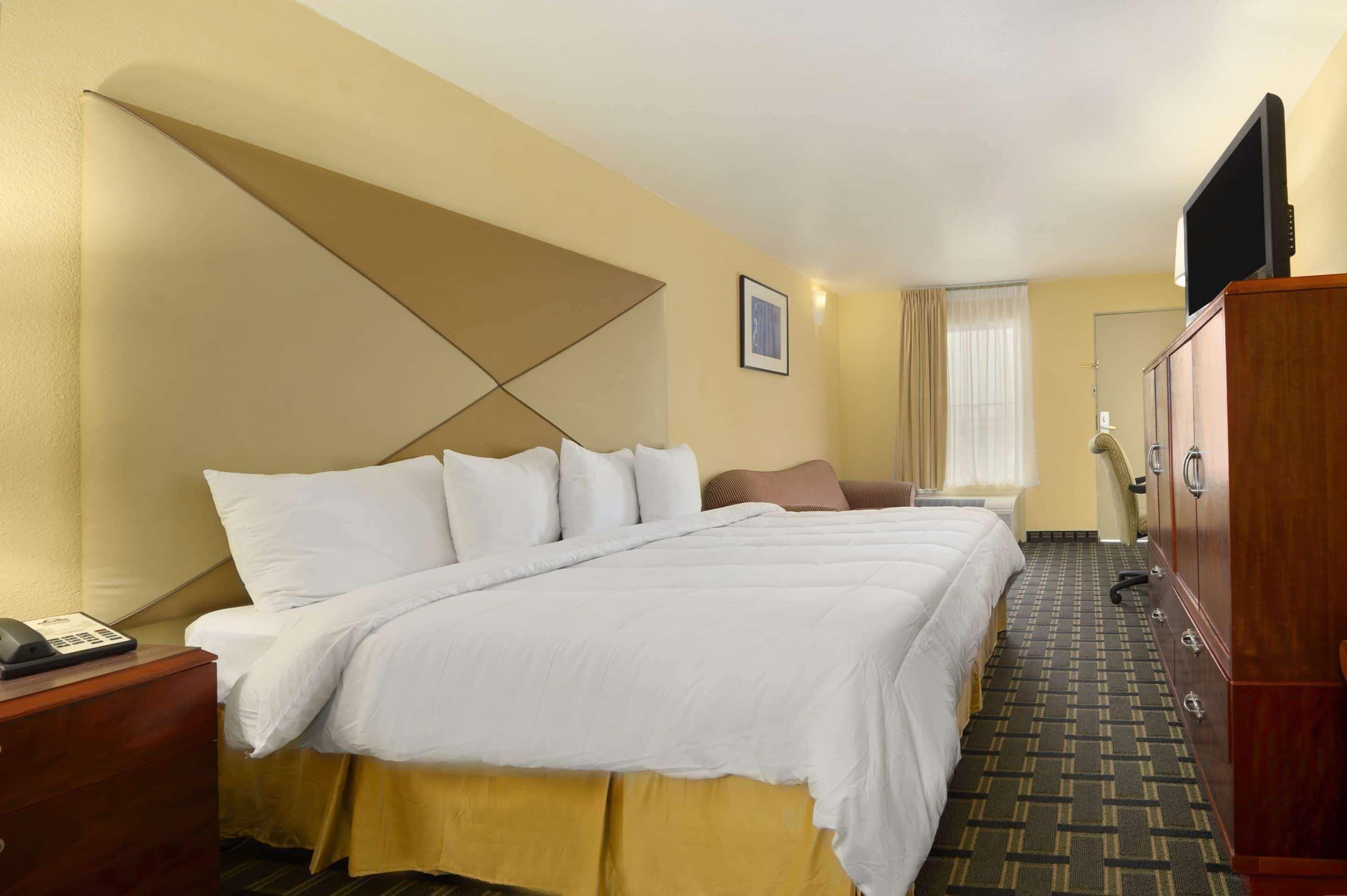 Days Inn By Wyndham Brunswick/St. Simons Area מראה חיצוני תמונה