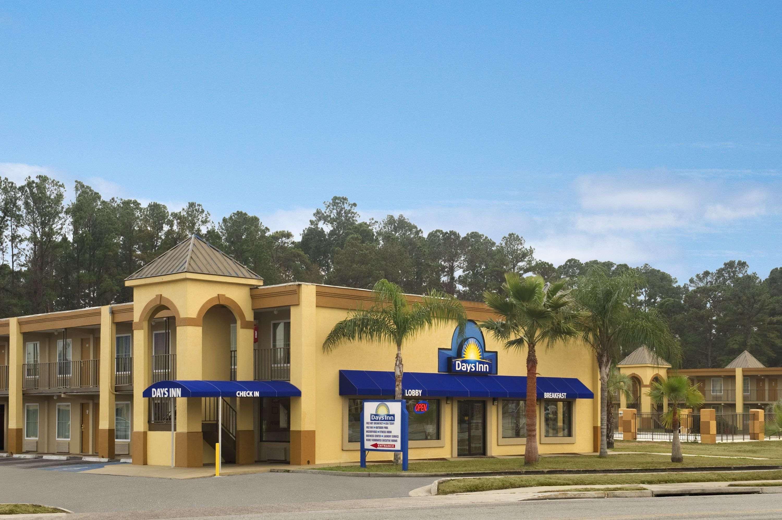 Days Inn By Wyndham Brunswick/St. Simons Area מראה חיצוני תמונה